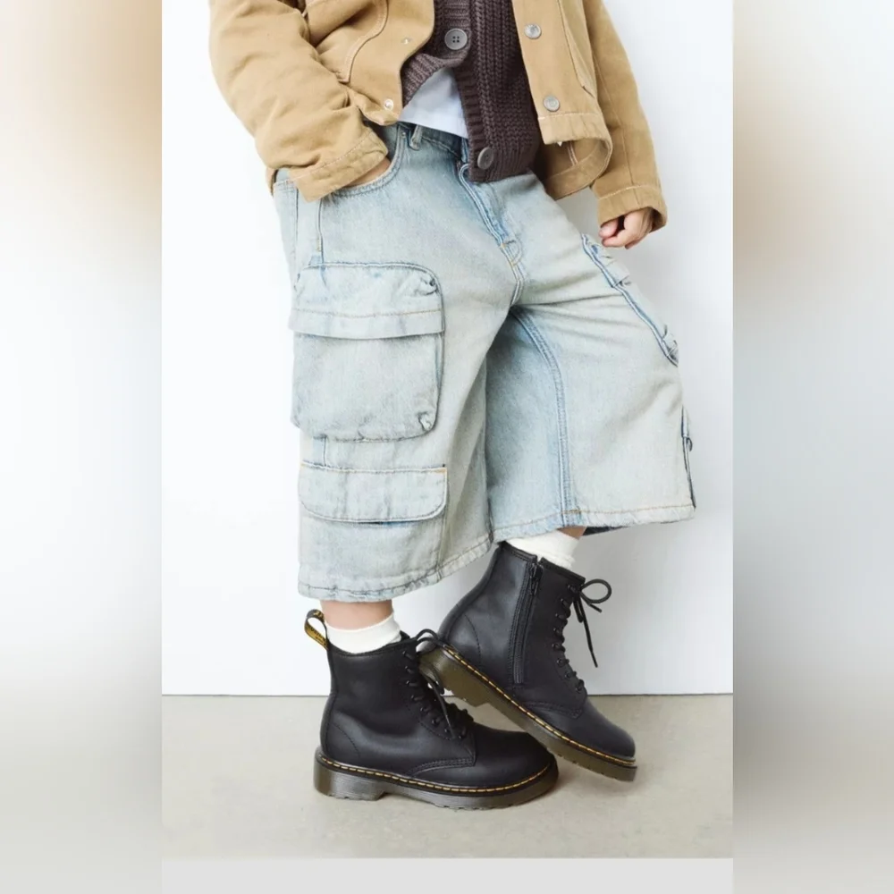 Dr. Martens Doc Marten AirWair Black Combat Boots 1460 Junior Moto NEW Size 3 US - Picture 11 of 11